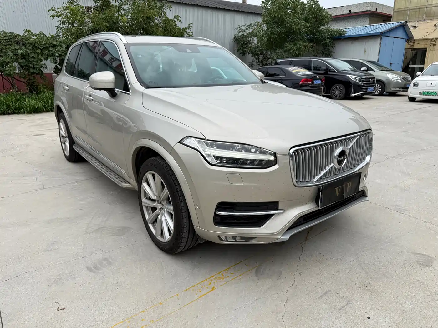 Фото 2 - Volvo XC90