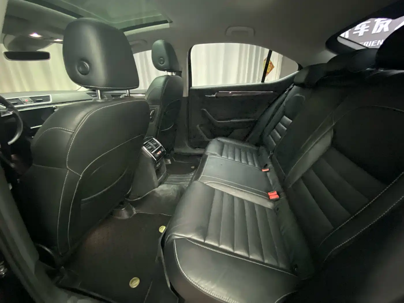 Škoda Superb 2018 TSI330 DSG Luxury Edition China V фото 13