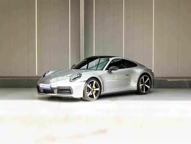 Porsche 911 Carrera 3.0T