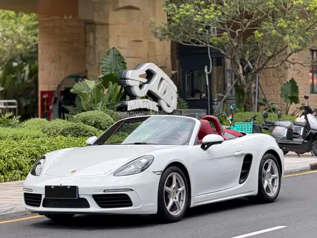 Porsche 718 2021