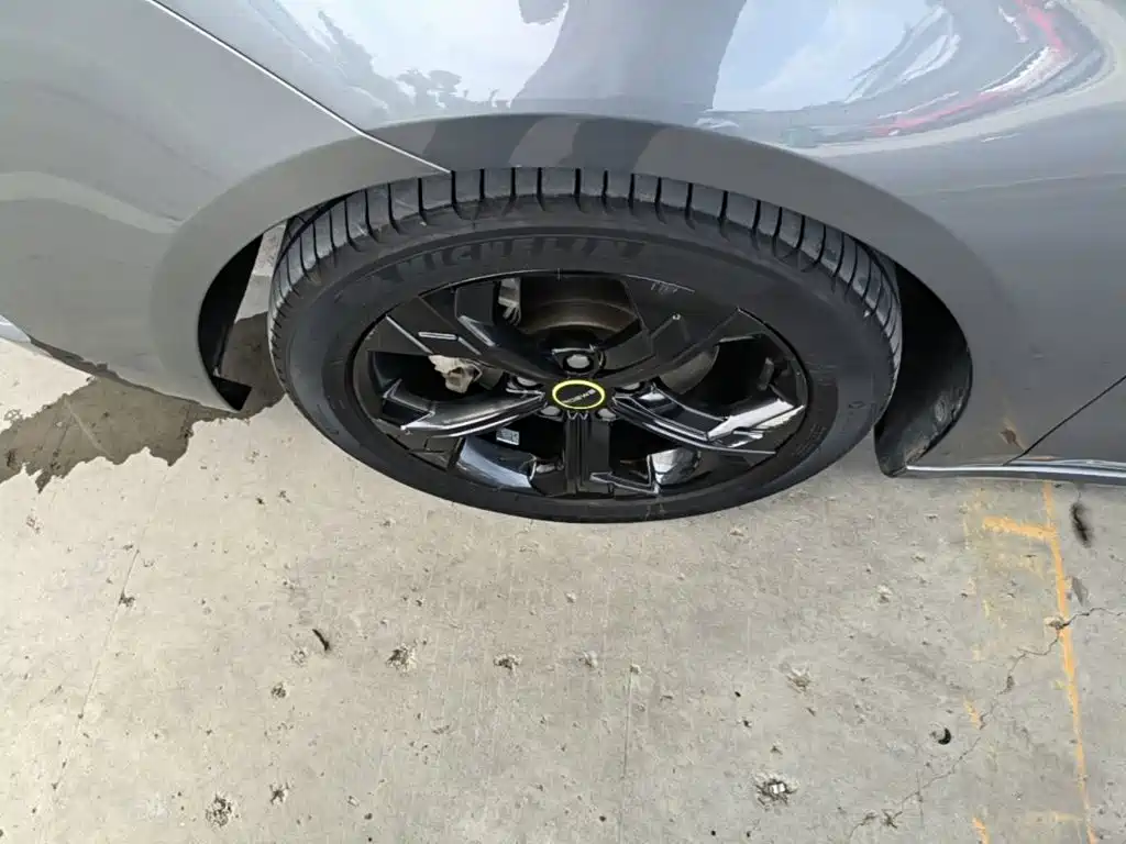 Roewe i6 MAX 2021 2020 Model 300TGI Automatic Cool & Smart Edition