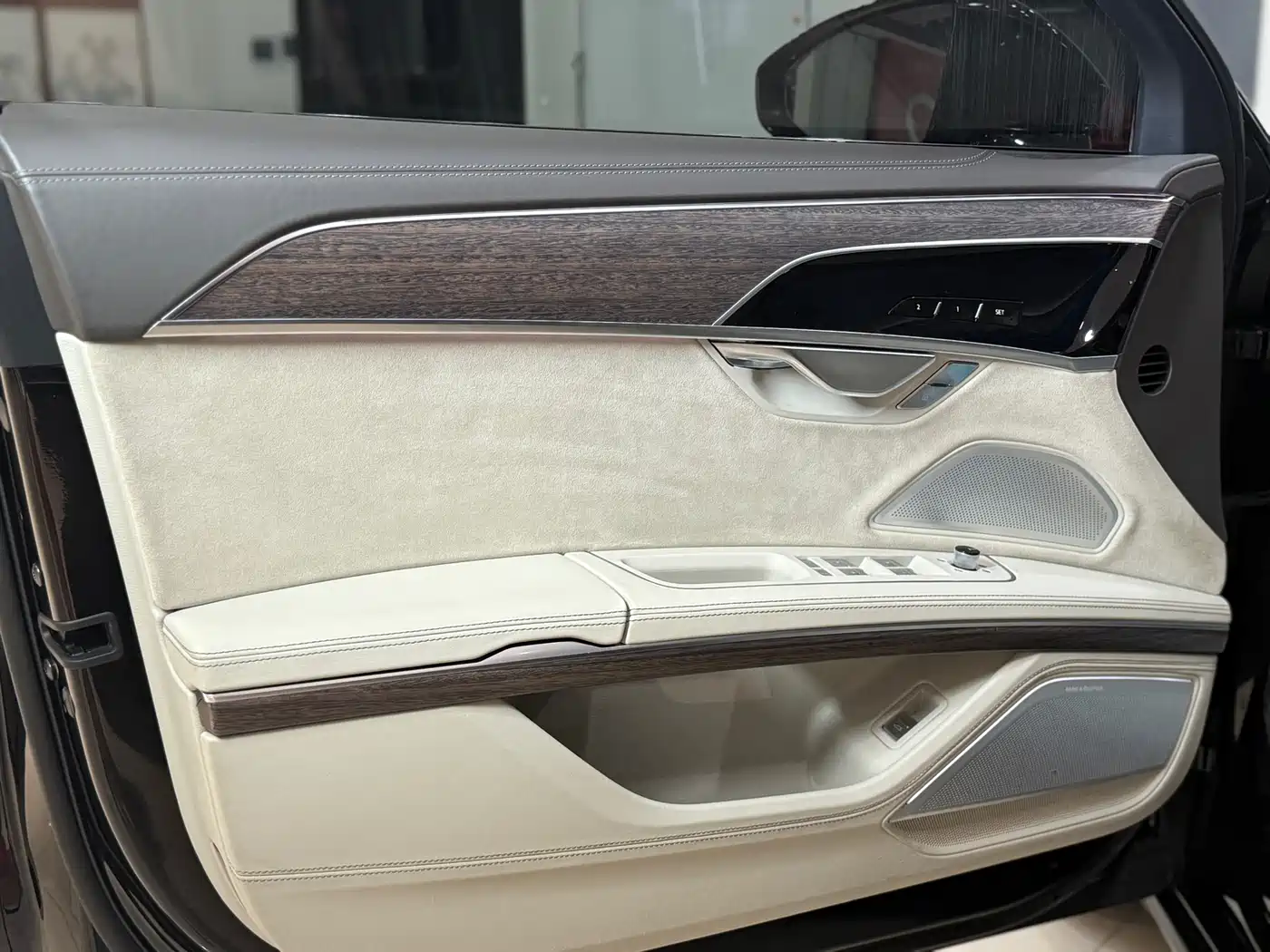 Audi A8 2021 A8L 55 TFSI quattro Premium фото 18
