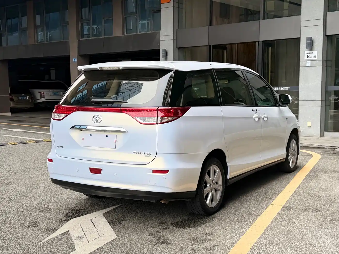 Toyota Previa 2012 2012 2.4L 7-Seater Luxury Edition