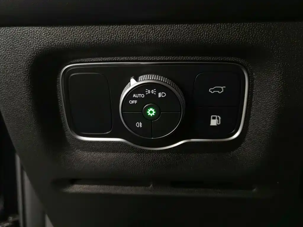 Chery Fengyun Fengyun T9 2024 2024 120 Long Range Luxury 5-seater LFP