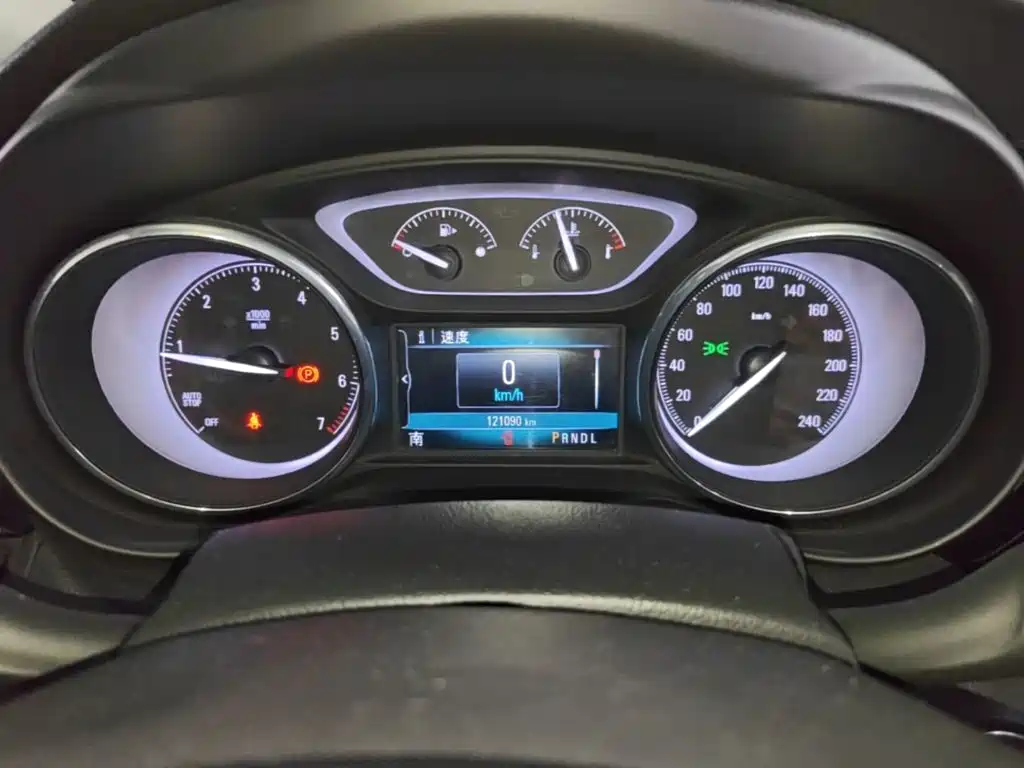 Photo 12 - Buick Envision Plus