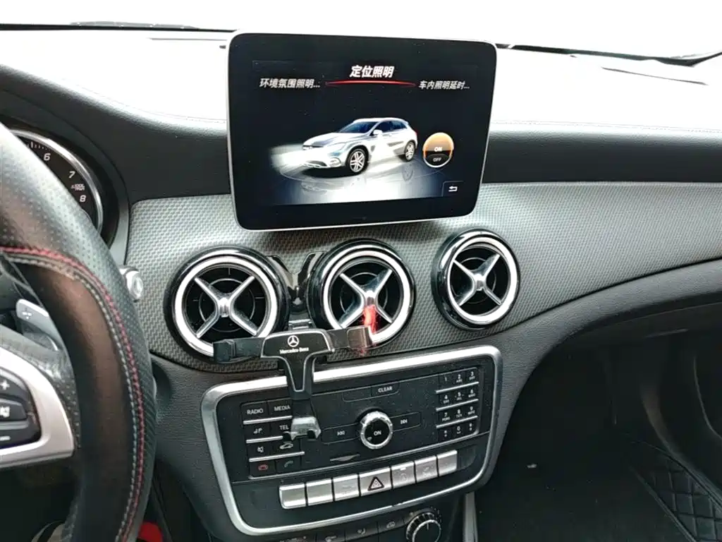 Mercedes-Benz GLA 2019 GLA 200 Fashion фото 13