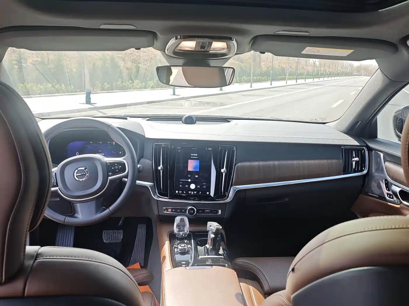 VOLVO S90 PLUG IN HYBRID