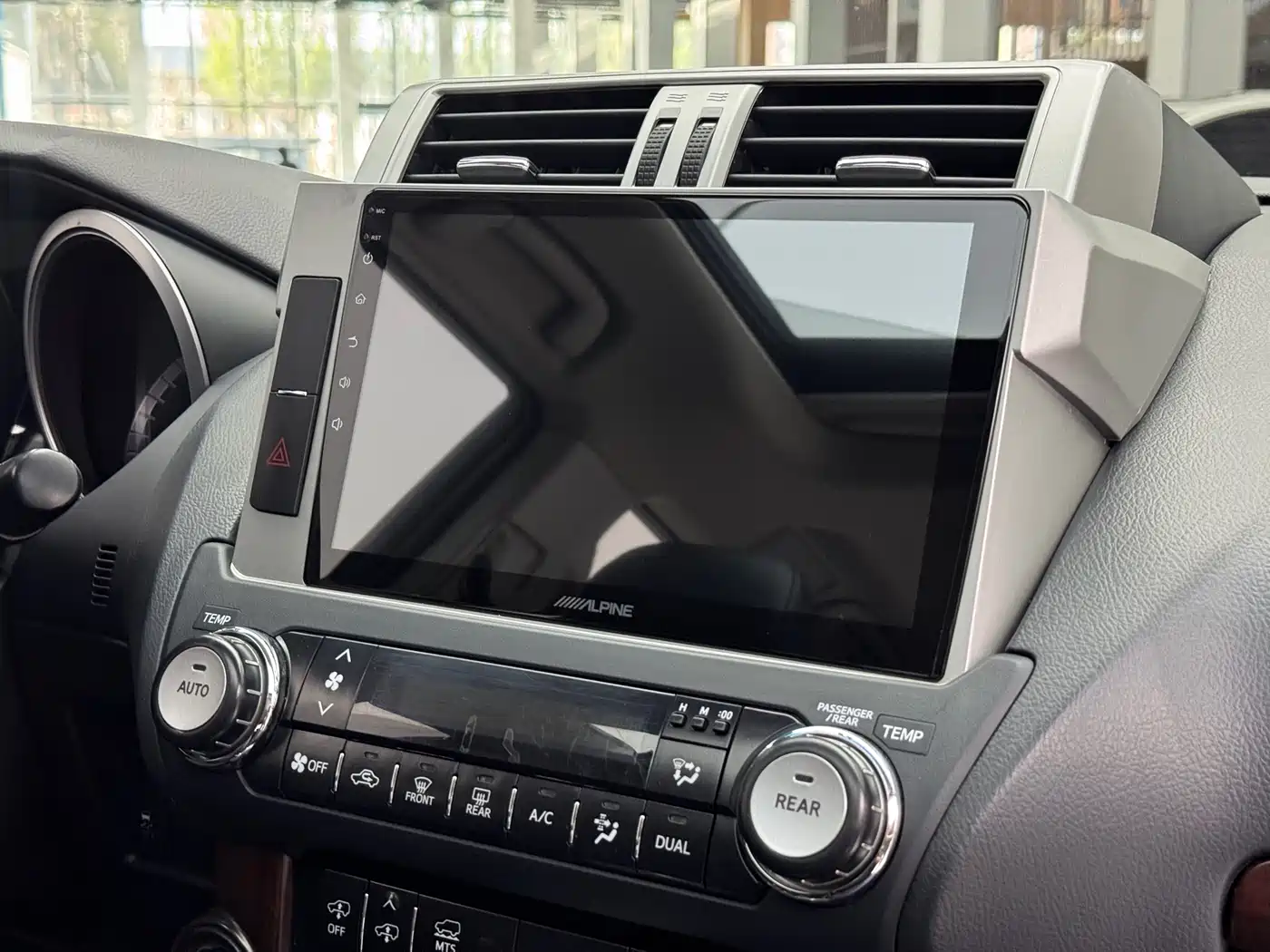 Toyota Prado 2016 3.5L Auto VX NAVI фото 11