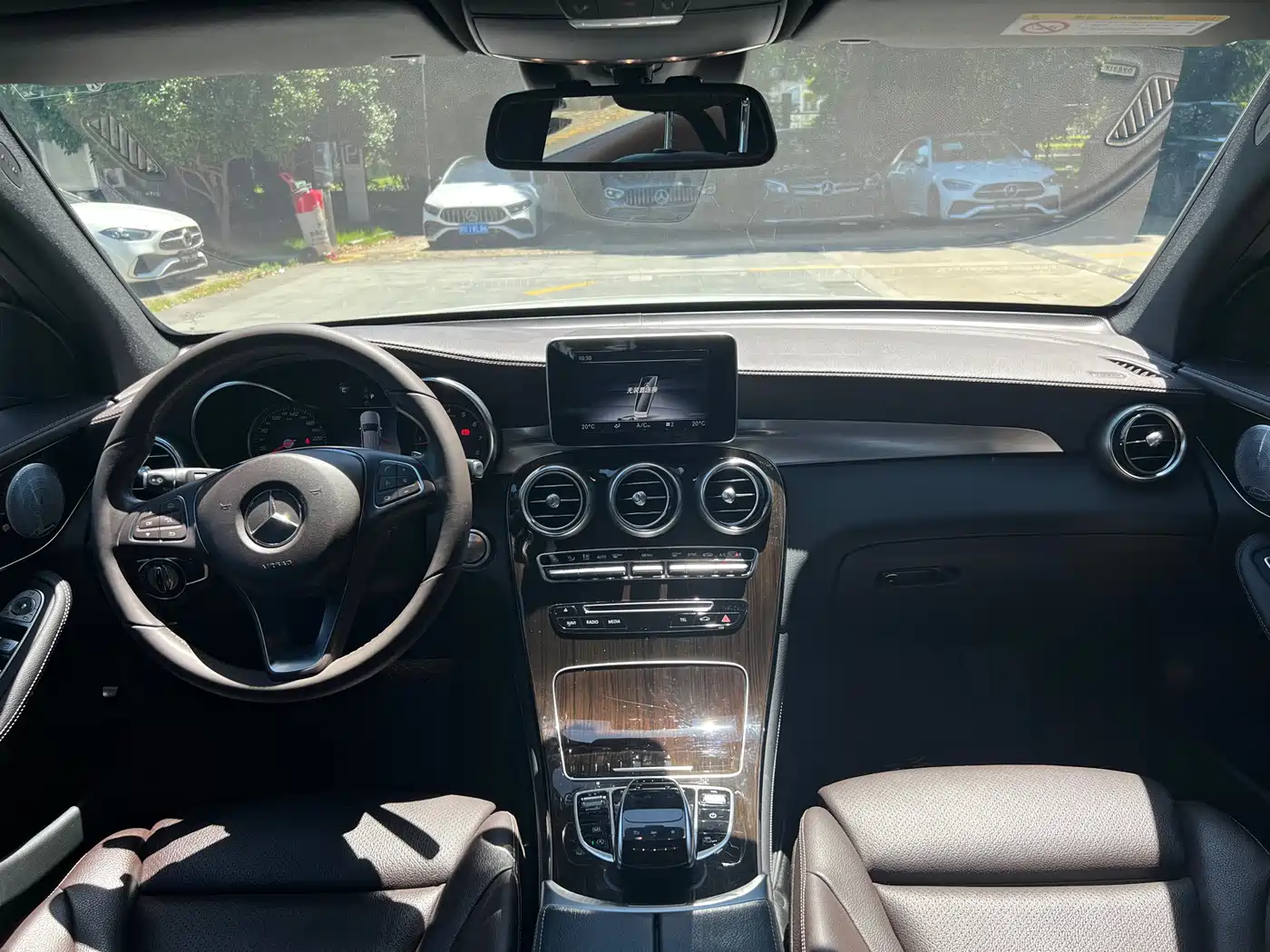 Mercedes-Benz GLC 2019 GLC 260 4MATIC Dynamic фото 10