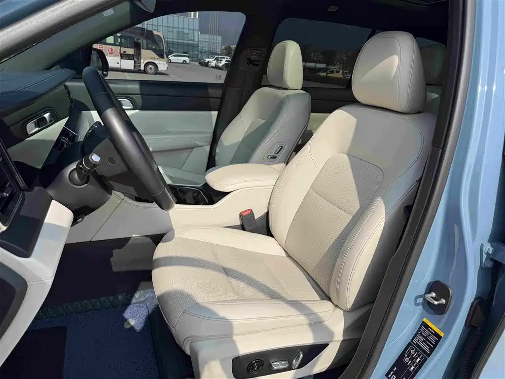 2023 Li Auto Li ONE