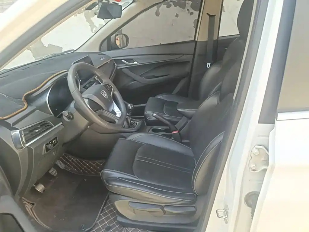 Baojun 360 2019 2018 1.5L Manual Elite (China V)
