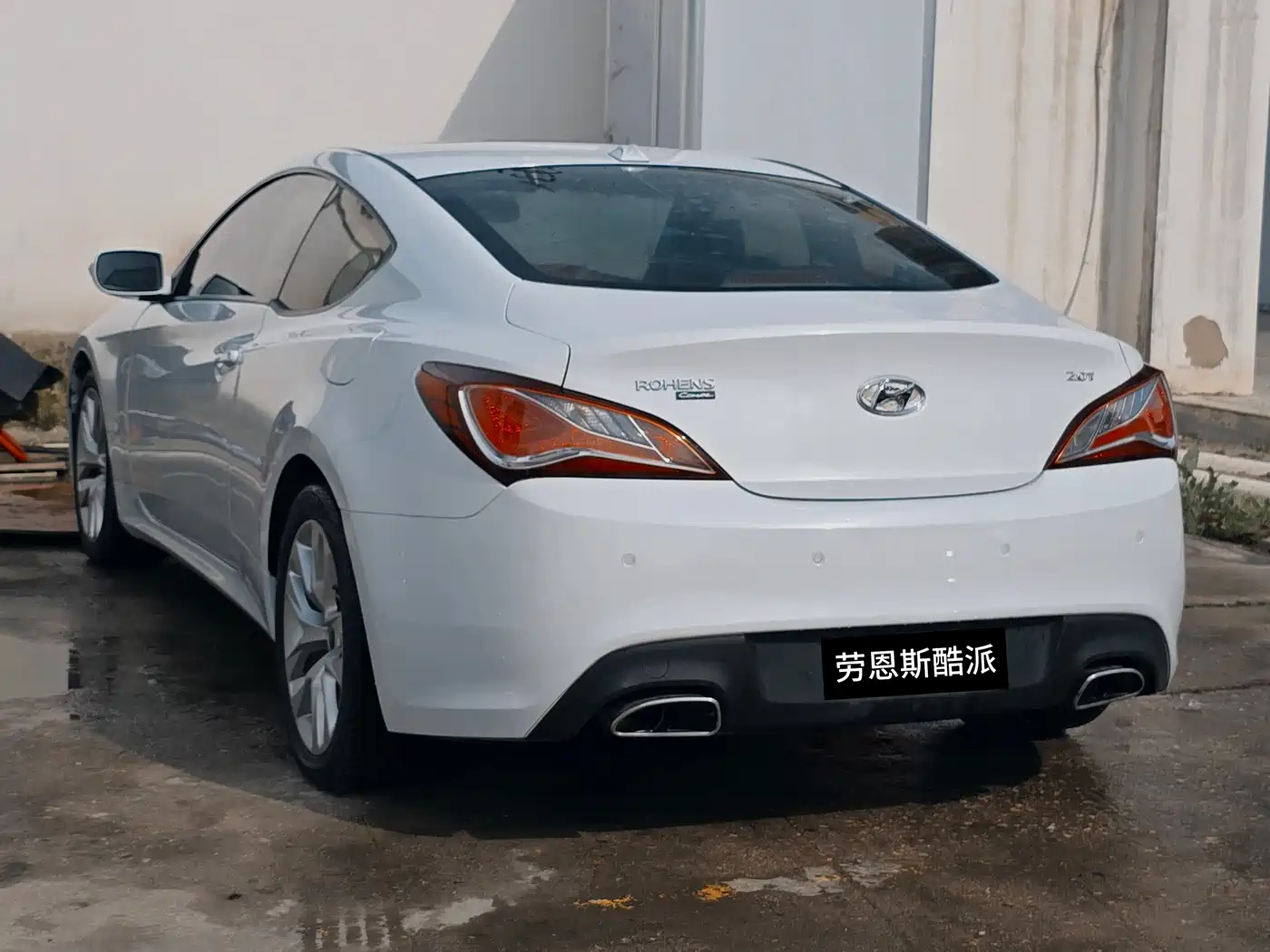 Hyundai Genesis Coupe 2012 2.0T Automatic Elegant Edition фото 12