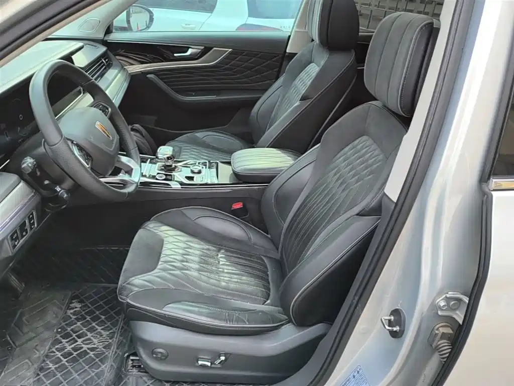 Hongqi HS5 2022 Facelift 2.0T Smart Flag Enjoyment AWD Edition фото 15