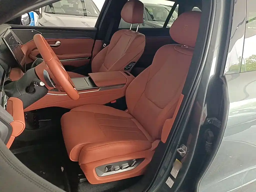 BYD Tang L 2025 2025 DM 175KM Drone Player Edition