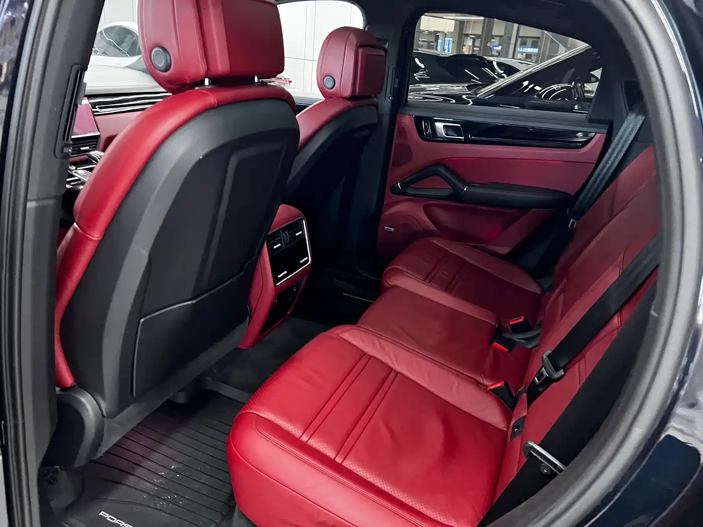 Porsche Cayenne 2019 Cayenne Coupé 3.0T фото 17