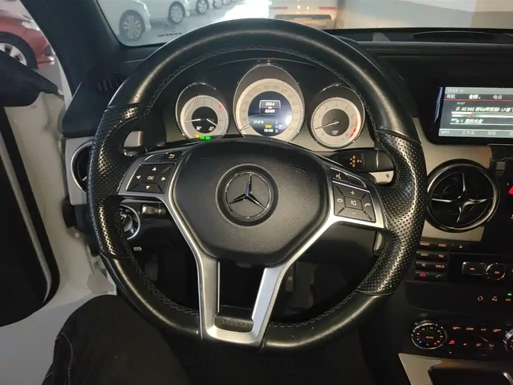 Mercedes-Benz GLK-Class 2015 GLK 260 4MATIC Dynamic Ultimate Edition фото 11