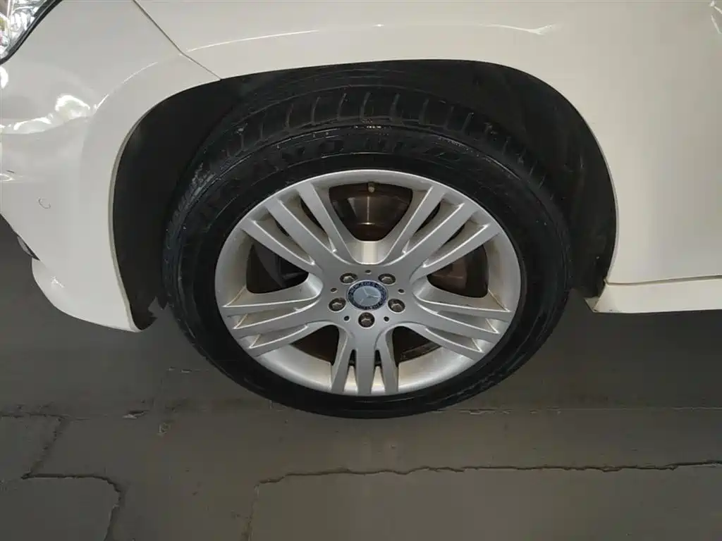 Mercedes-Benz GLK-Class 2015 GLK 260 4MATIC Dynamic Ultimate Edition фото 23