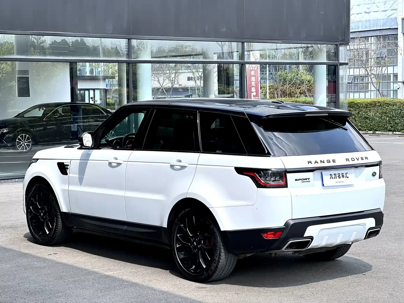 Land Rover Range Rover Sport 2014 3.0 SC V6 HSE DYNAMIC фото 4