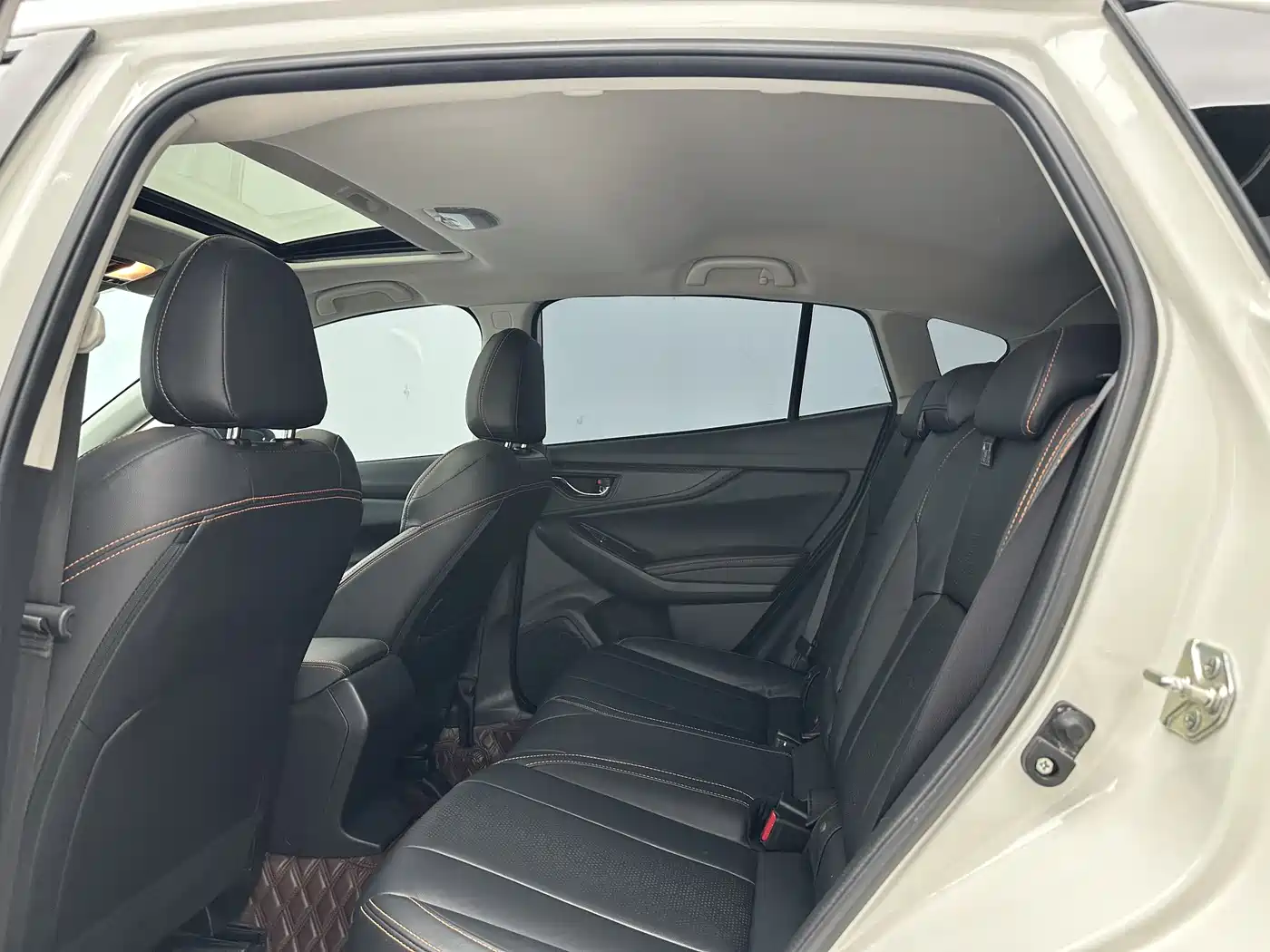 Subaru XV 2022 2.0i AWD Luxury Edition with EyeSight фото 6