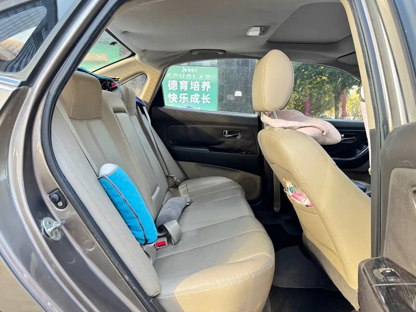 Hyundai Elantra 2011 1.6L Automatic Comfort фото 15
