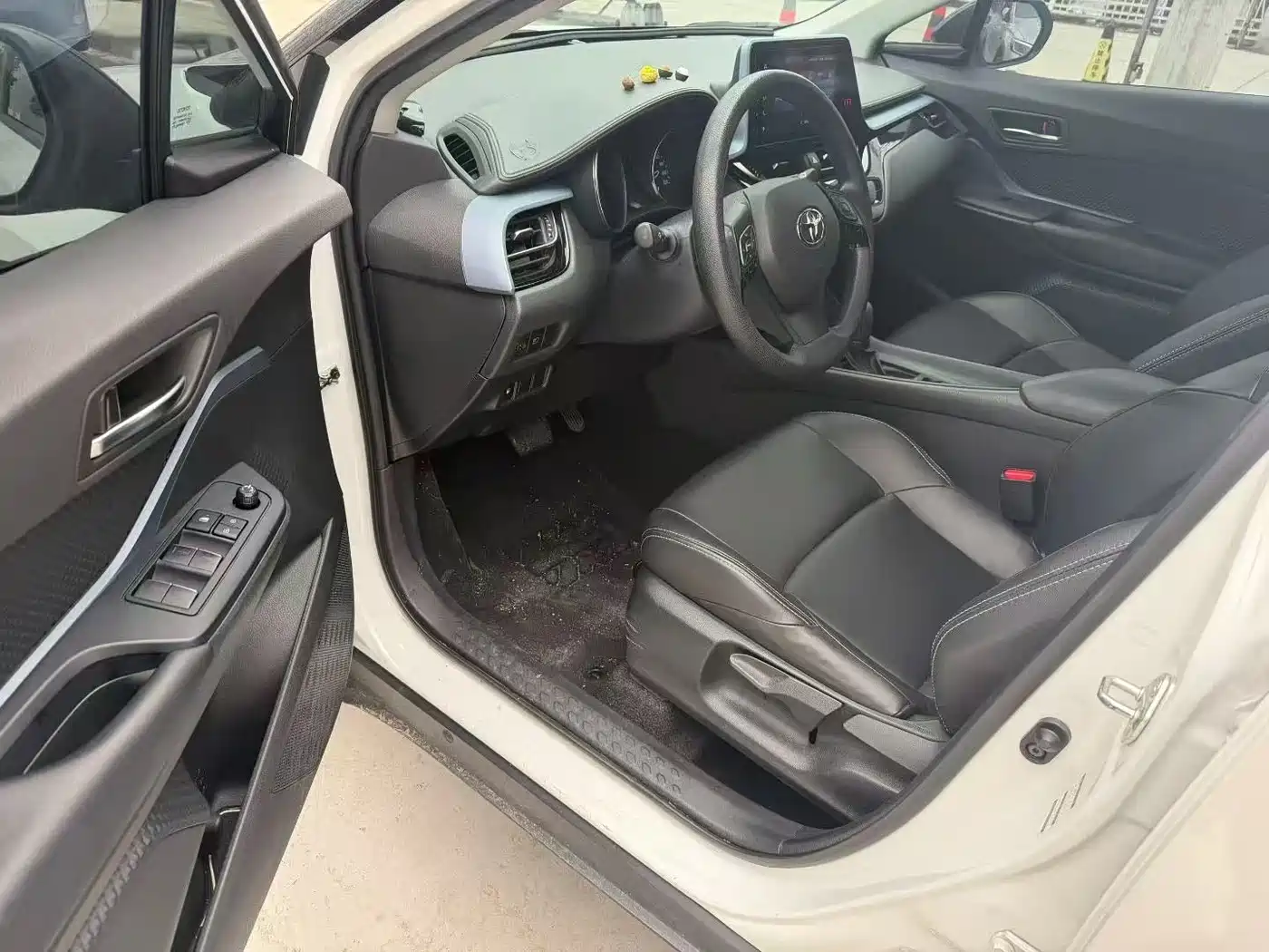 Toyota IZOA 2022 2021 2.0L Yixiang Edition