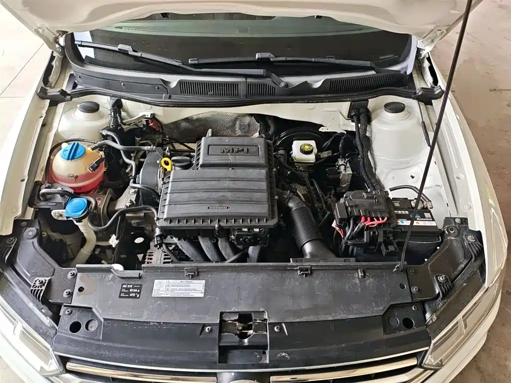 Volkswagen Bora 2016 Model 1.6L Automatic Fashion фото 16