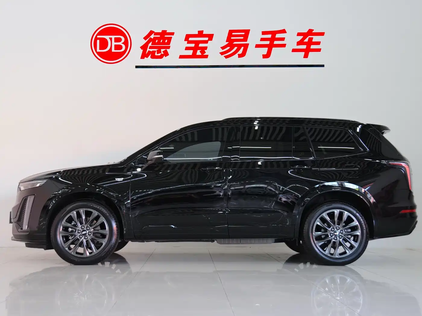 Cadillac XT6 2025 2.0T 6-Seater AWD Executive Black Label Edition фото 3