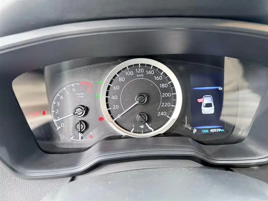 Toyota Corolla 2021 TNGA 1.5L CVT Elite Edition фото 15