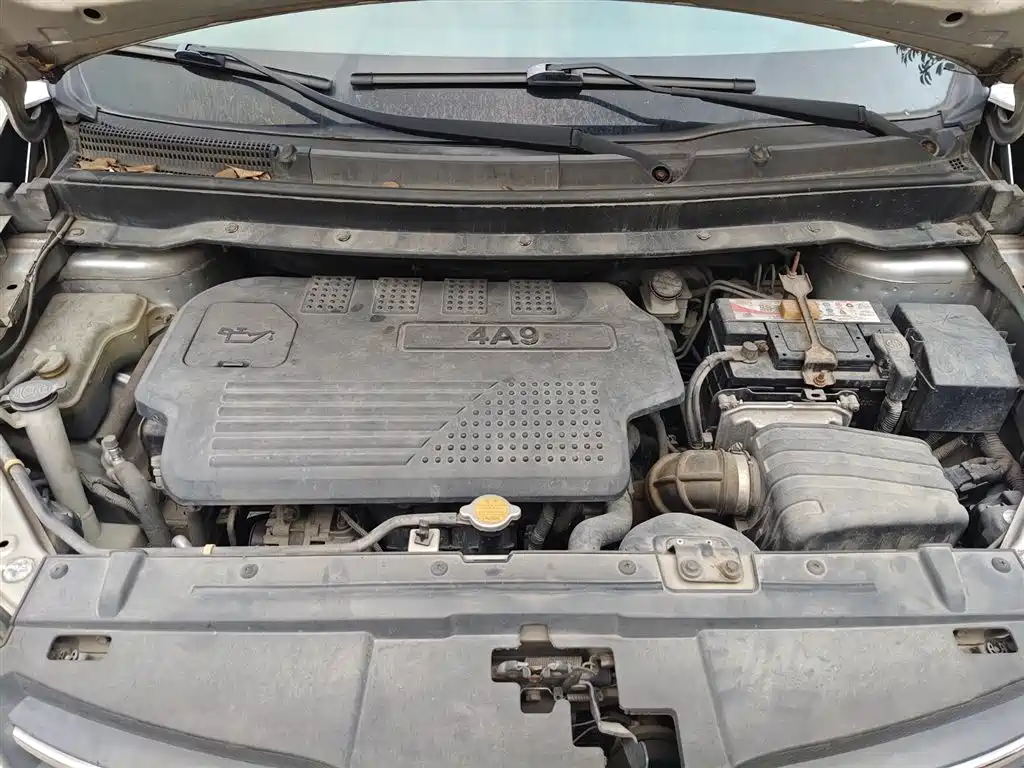 Dongfeng Fengxing Fengxing S500 2015 2016 1.6L Manual Premium