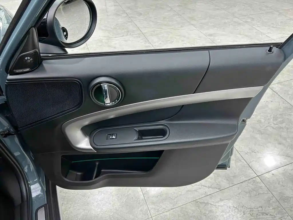 MINI COUNTRYMAN 2022 2022 1.5T COOPER ALL4 Connoisseur