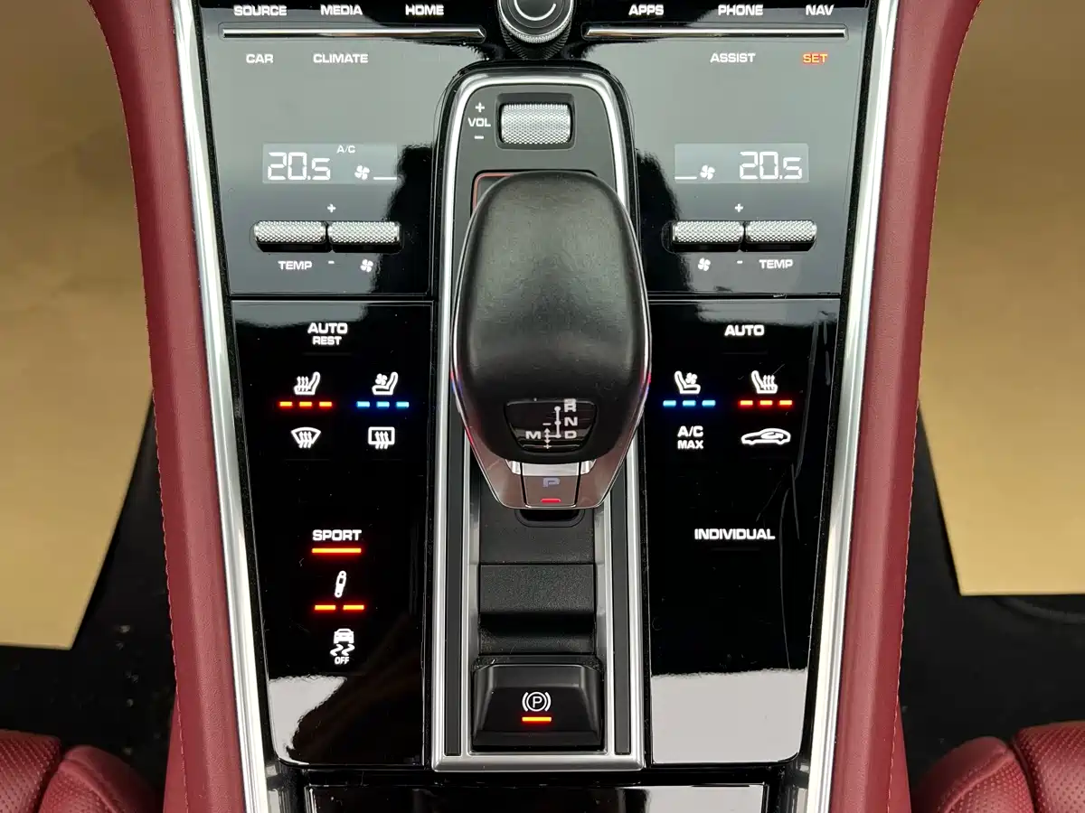 Porsche Panamera 2019 Panamera Executive Long Wheelbase 2.9T фото 26