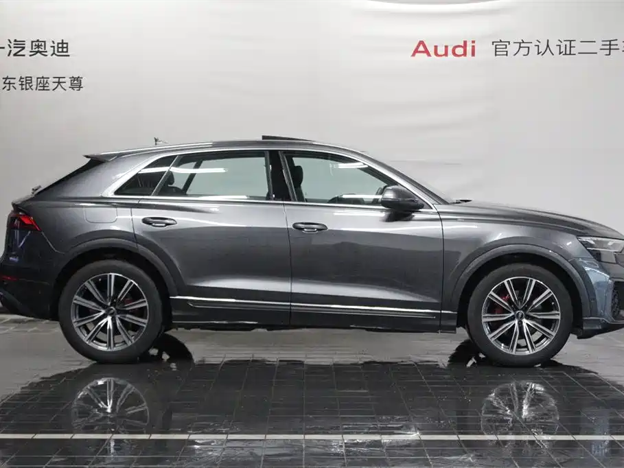 Audi Q8 2024 45 TFSI Luxury Sport фото 4