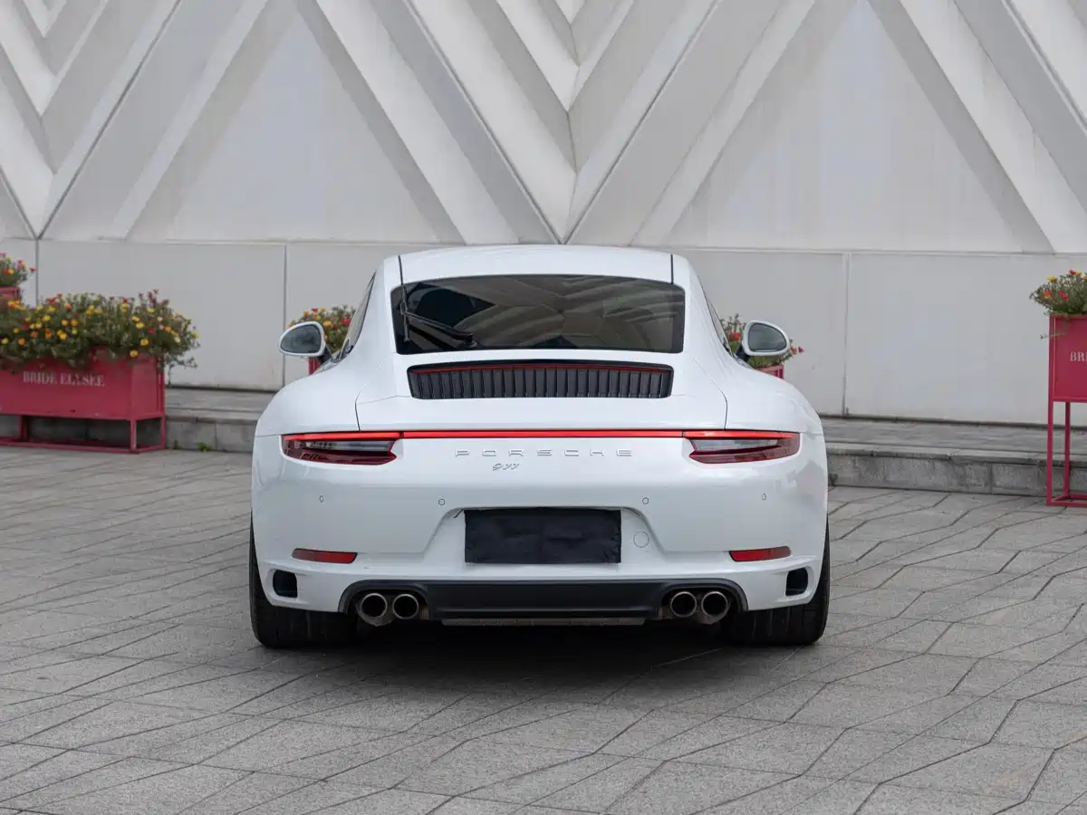 Porsche 911 2016 Carrera 4 3.0T фото 5