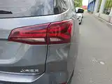 Фото 24 - Chevrolet Equinox