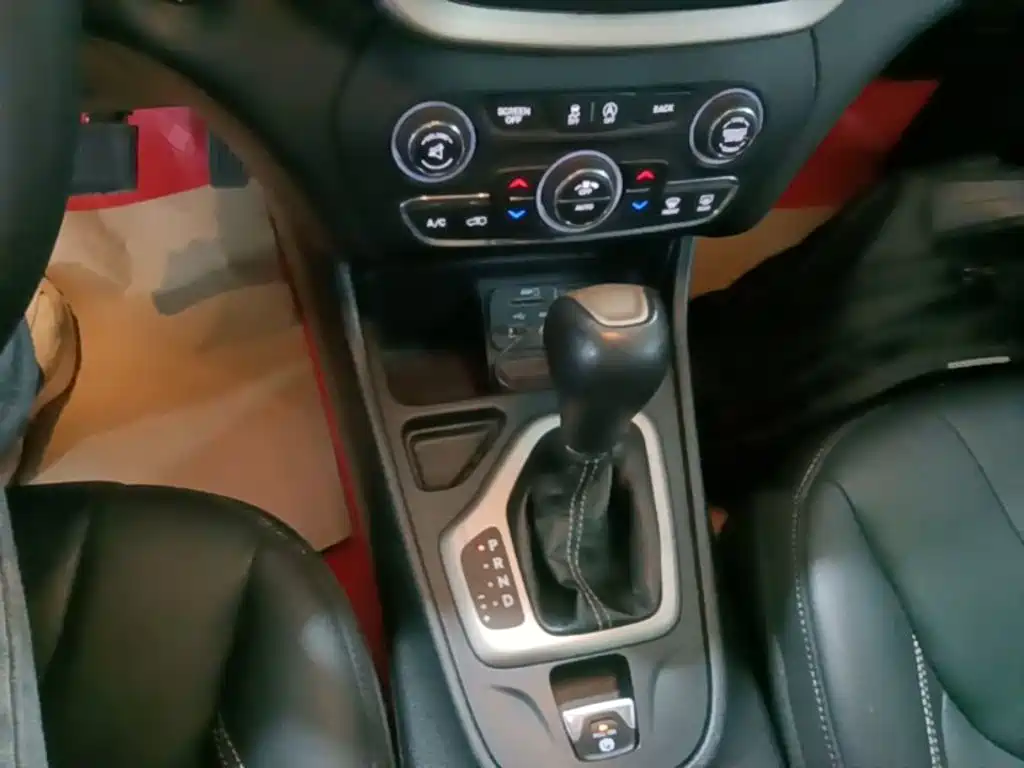 Jeep Cherokee 2018 2017 2.0L Superior Edition
