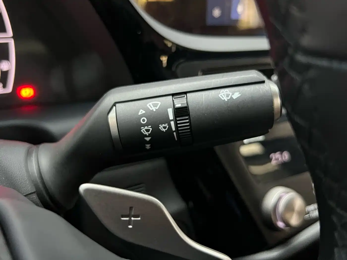 Lexus ES 2022 300h Excellence Edition фото 23