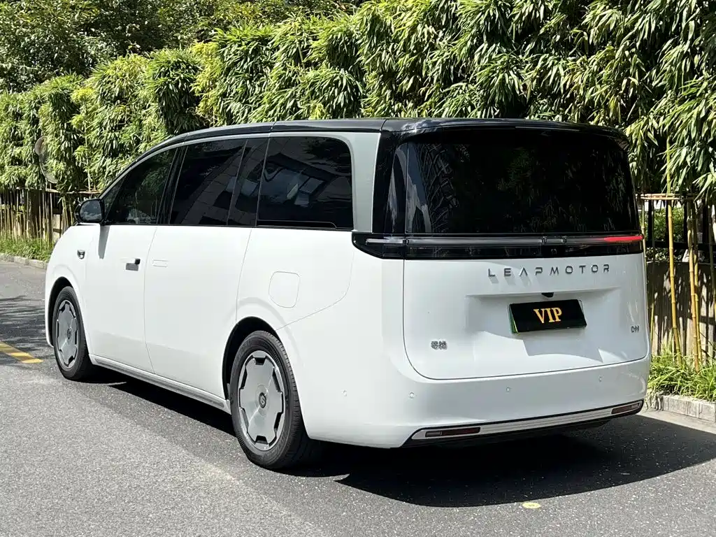 Leapmotor D19 2026