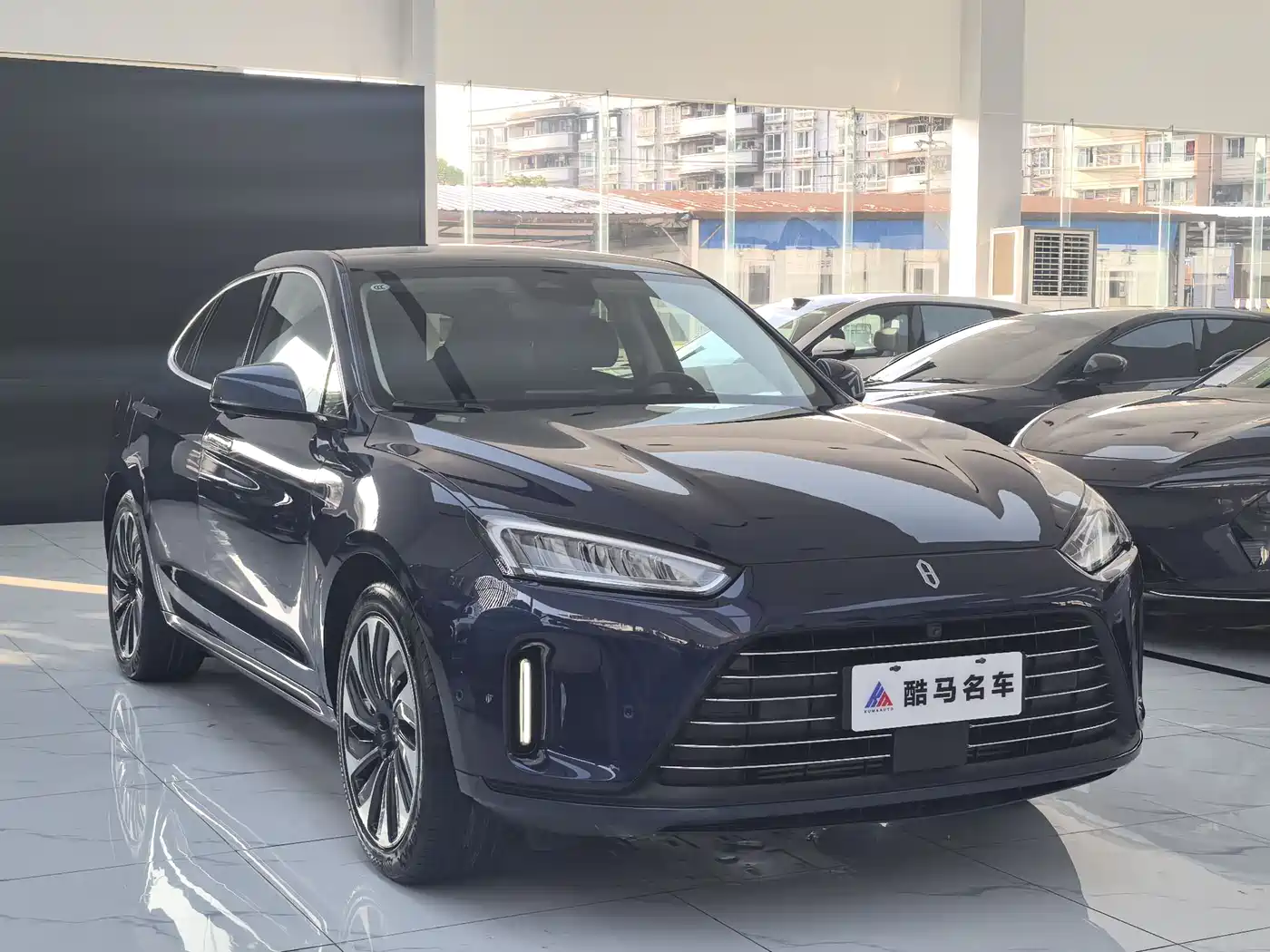 AITO Wenjie AITO M5 2022 Extended Range RWD Standard фото 3