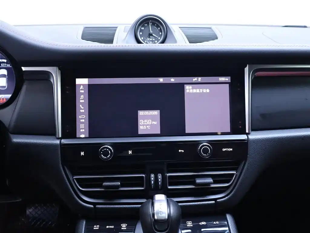 Porsche Macan 2023 Macan 2.0T фото 11