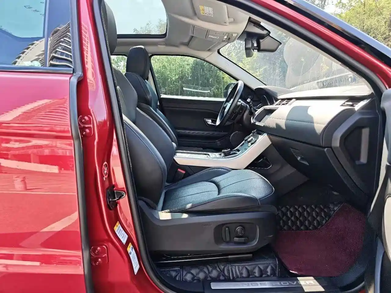 Land Rover Range Rover Evoque 2018 240PS SE Smart Edition фото 6