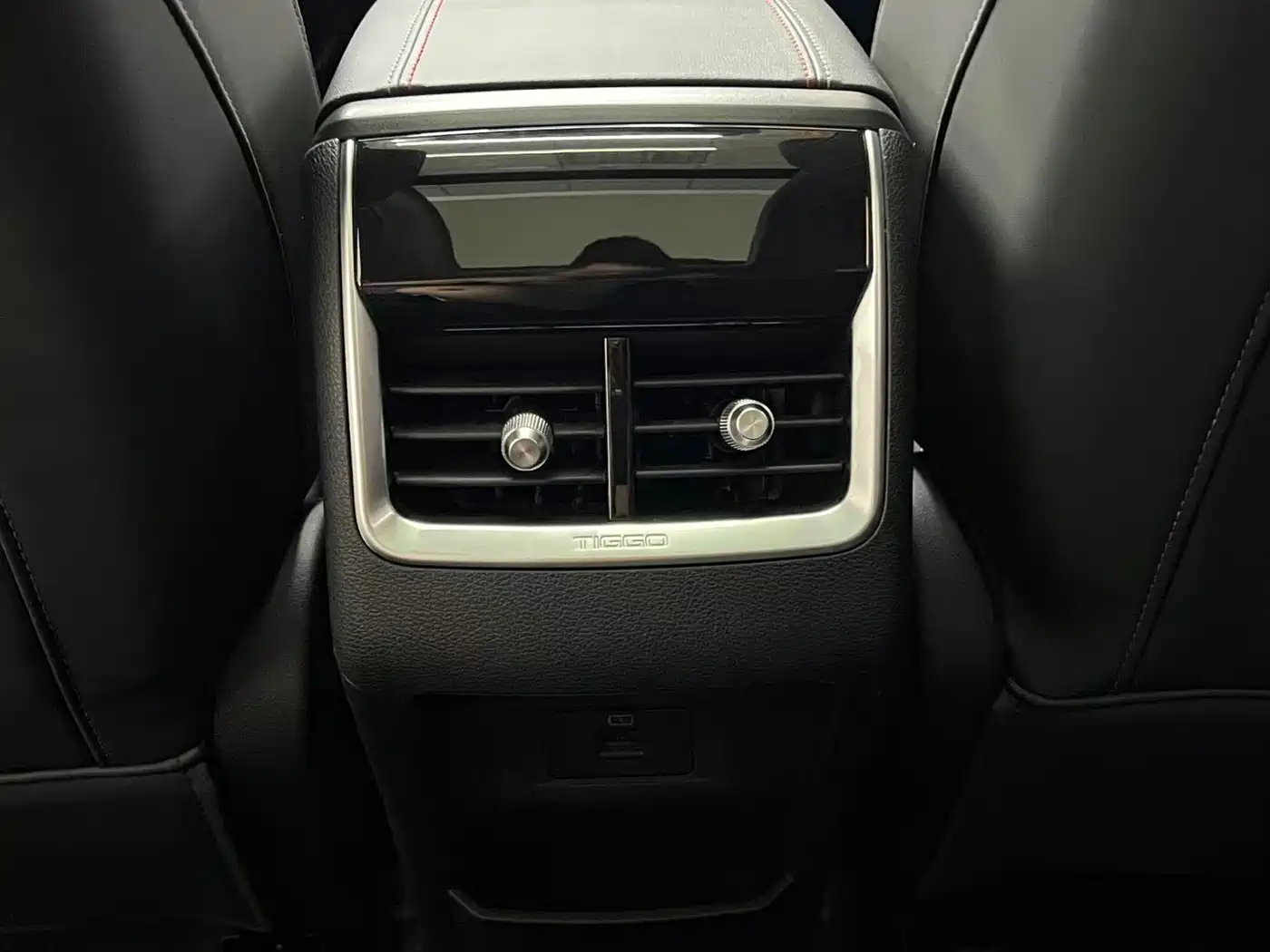 Фото 8 - Chery Tiggo 7