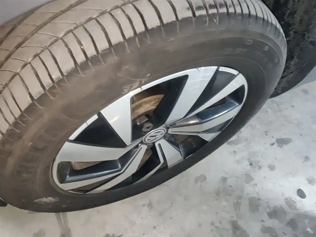 Volkswagen Tayron 2019 330TSI 2WD Luxury China VI фото 23