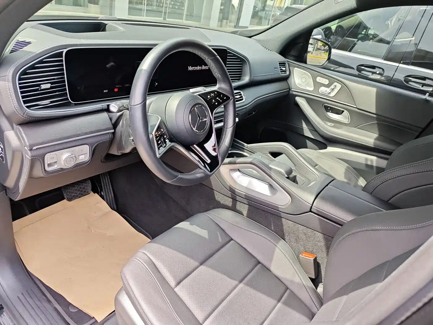 Mercedes-Benz GLE 2024 GLE 450 4MATIC Luxury фото 5