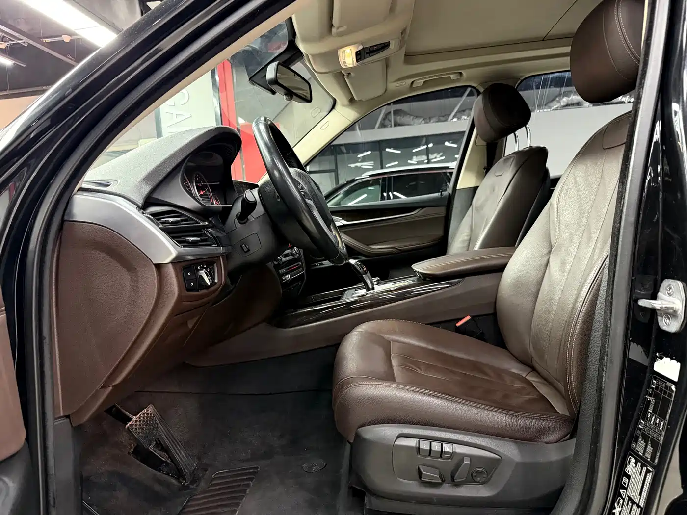 BMW X5 (Import) 2015 Model xDrive35i China Limited Edition фото 8