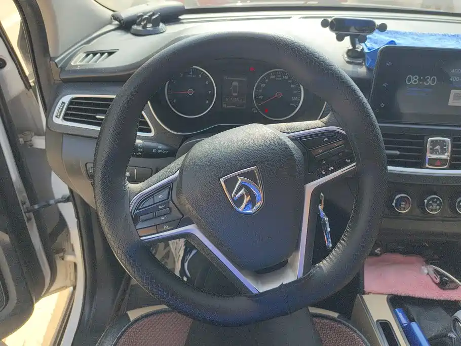 Baojun 730 2019 2019 1.5T CVT Fashion Edition 7-Seater China VI