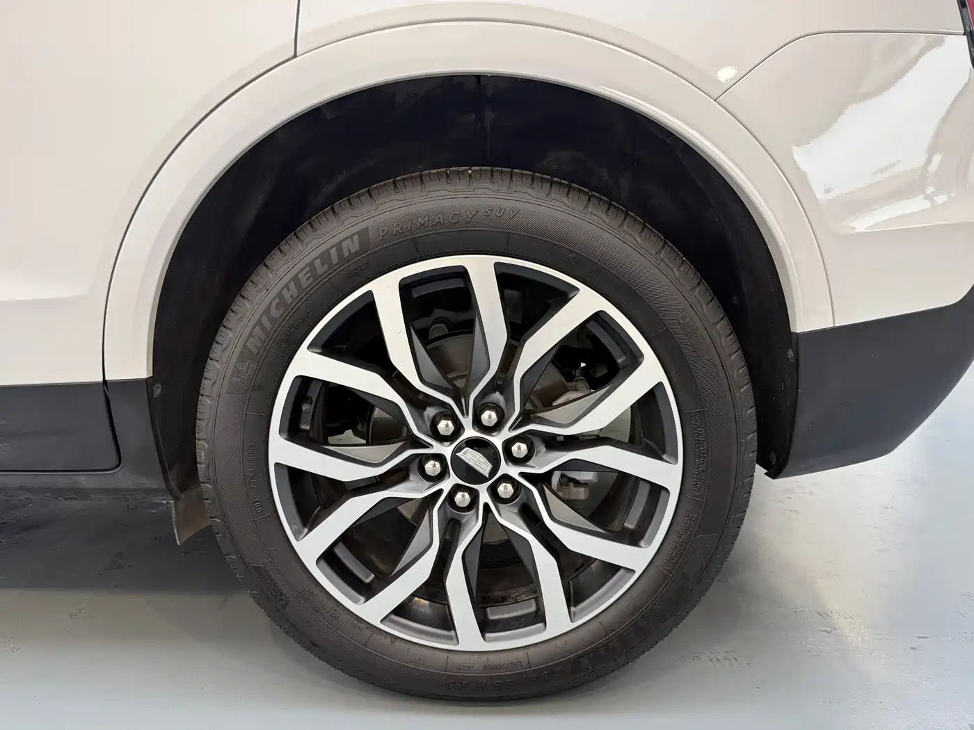 Cadillac XT5 2023 Model 2.0T 4WD Premium (Ultimate Edition) фото 17