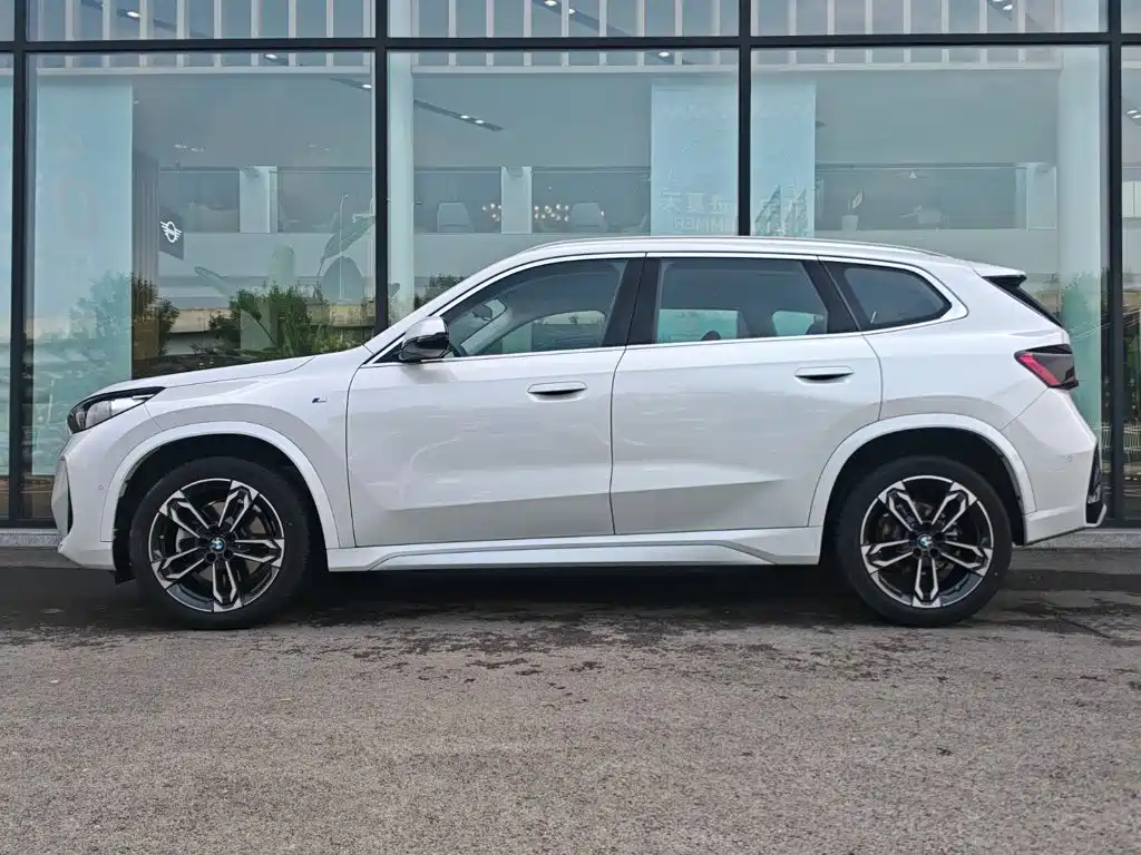 BMW X1 2024 2024 sDrive25Li M Sport Package