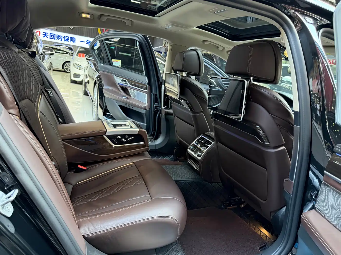 BMW 7 Series, миниатюра 25