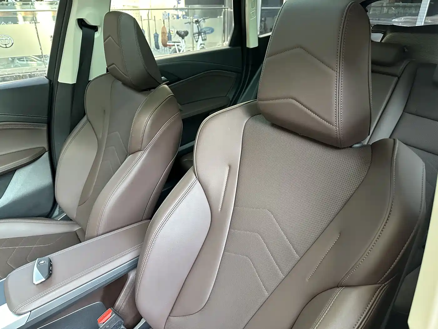 BMW X1 2024 xDrive25Li M Sport Package фото 12