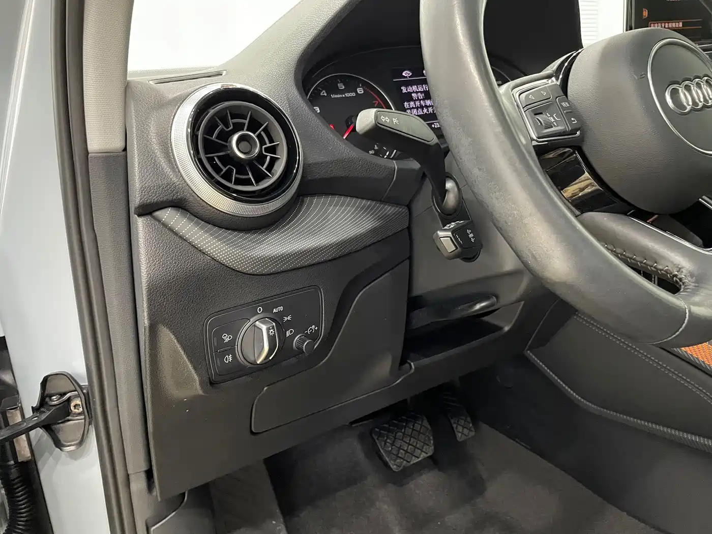 Audi Q2L 2022 35 TFSI Progressive Dynamic фото 9